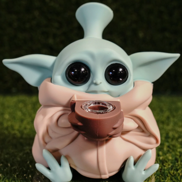 Baby Yoda Silicone Water Pipe Pipe