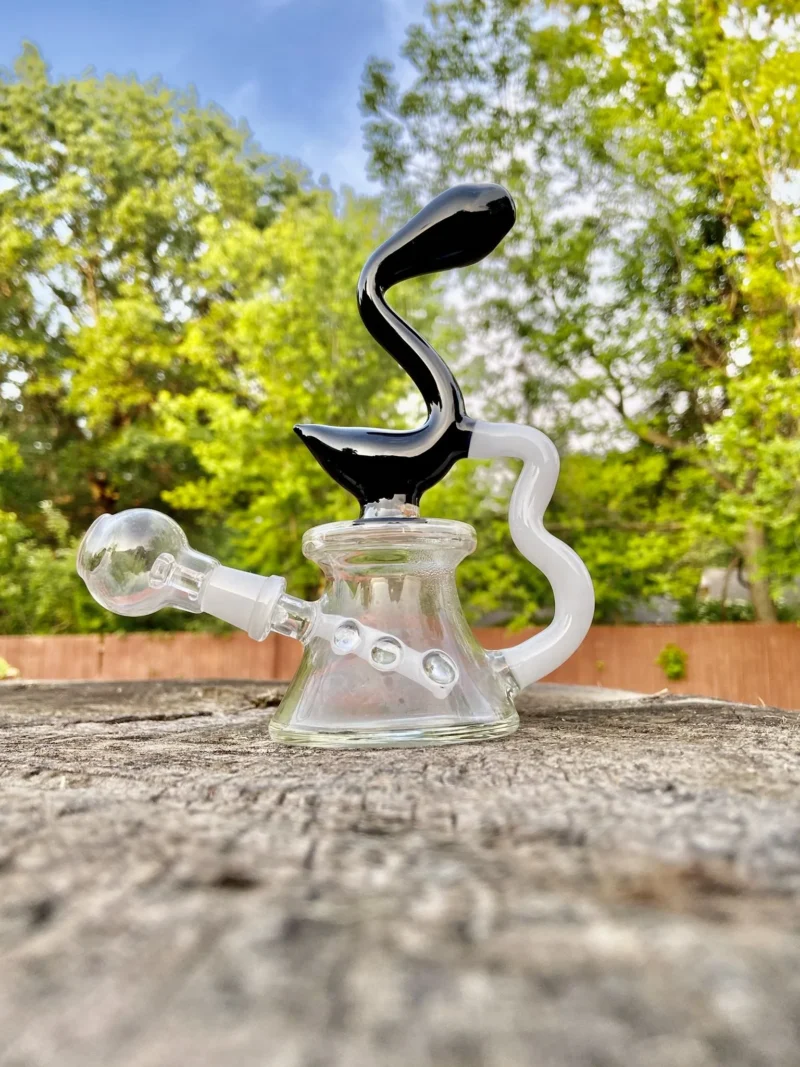 6″ Crystal Glass Black Duck Recycler